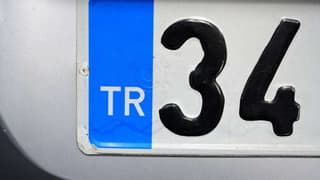 Yönetmelik değişti: Yetkili kuruluşların bastığı APP plakalar ücretsiz değiştirilecek