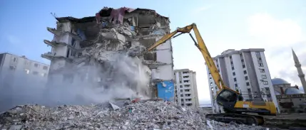 Yüksek binaların yıkımıyla ilgili yeni kurallar geldi
