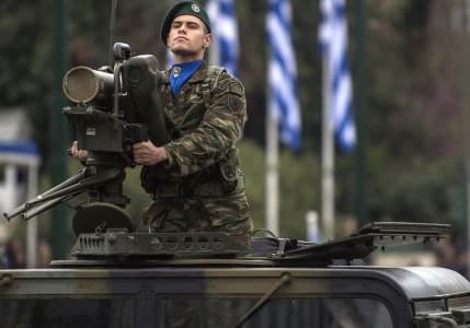 Yunanistan 12 yıllık savunma stratejisini açıkladı