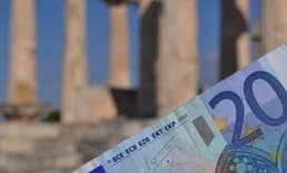 Yunanistan'da enflasyon 27 yıl sonra çift haneyi gördü