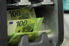 Yunanistan Merkez Bankası: Euroda endişe edilecek bir durum yok