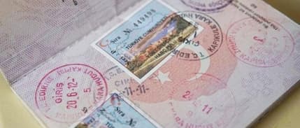 Yurt dışı çıkış harç pulu 500 lira oldu