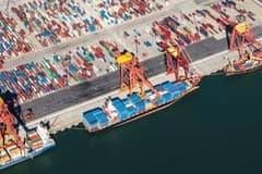 Yurt dışı üretici enflasyonu 20 ayın zirvesinden geriledi