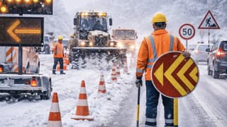 Yurt genelinde zorlu kava koşullarında yol yapım çalışmaları devam ediyor