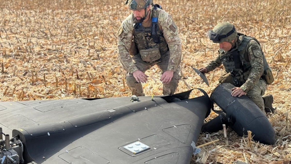 Zelenski müttefiklerine İran dronlarına karşı teknik destek sağlayabileceklerini açıkladı