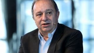 Zorlu Holding'de bayrak değişimi