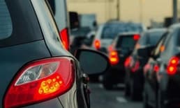 Zorunlu trafik sigortasında tarife güncellendi: İllere ve basamaklara göre yeni ücretler