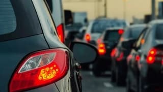 Zorunlu trafik sigortasında tarife güncellendi: İllere ve basamaklara göre yeni ücretler